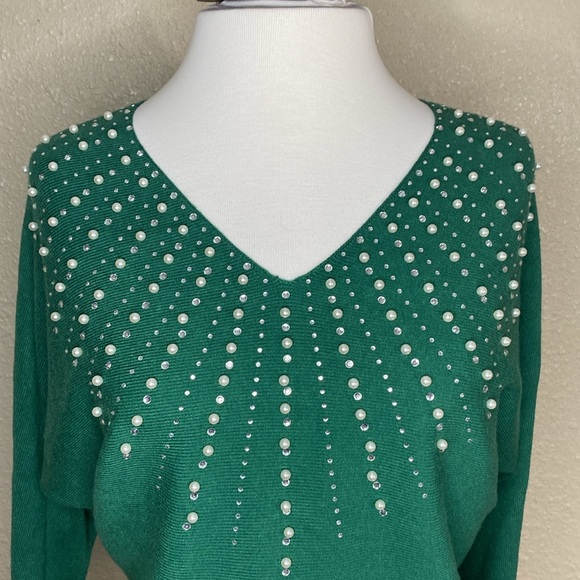 Liv Milano Green Sweater with Pearl Rhinestones NWT Size S - Picture 2 of 13